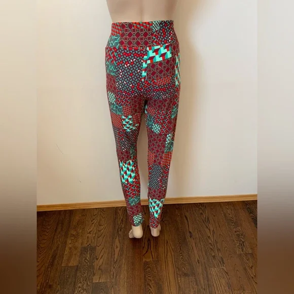 Lularoe - Picture 2 of 3